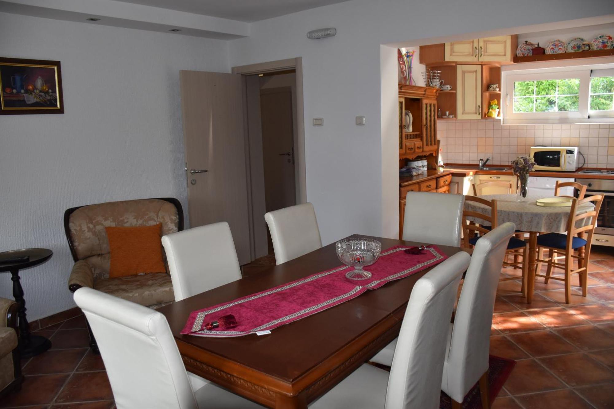 Ivanovic Apartment Kotor