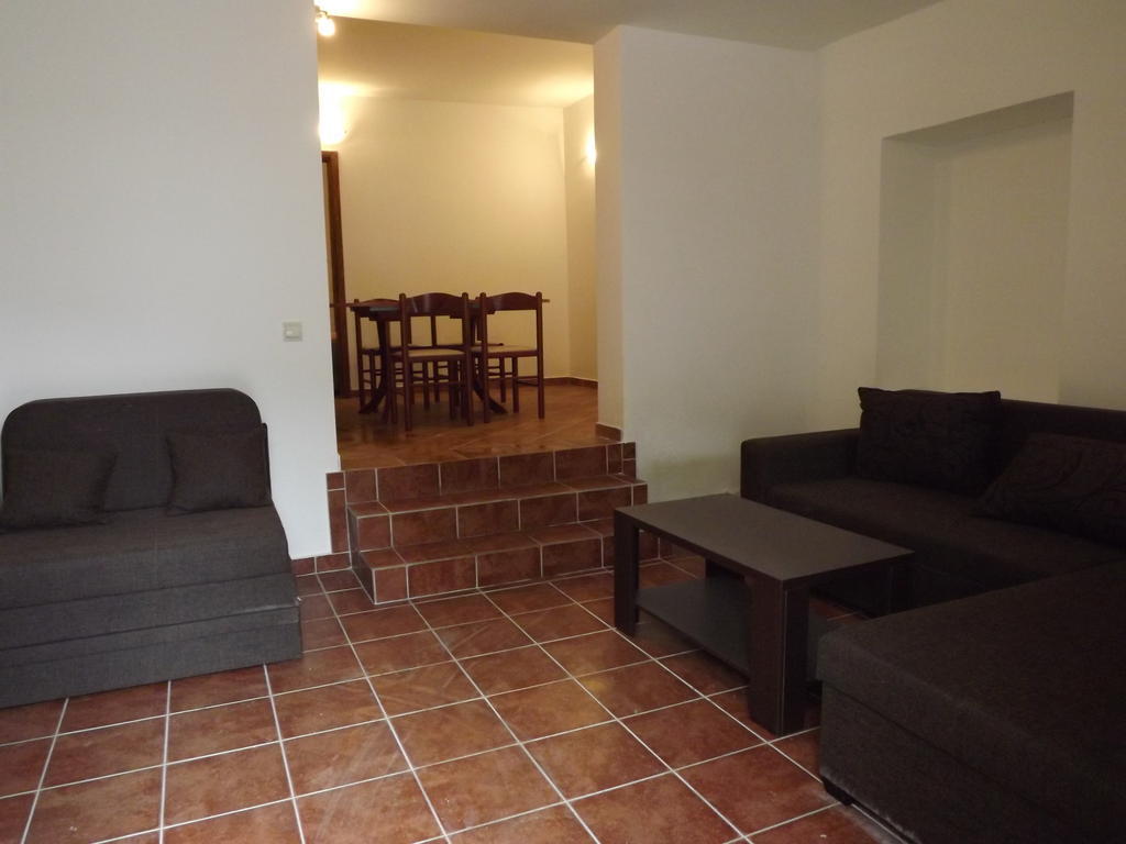 Apartment Ivanovic *